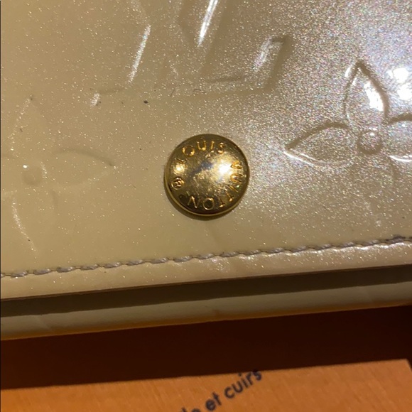 LV vernis card holder - Picture 2 of 8